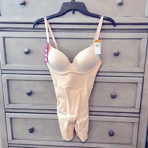 Women’s shapewear nude